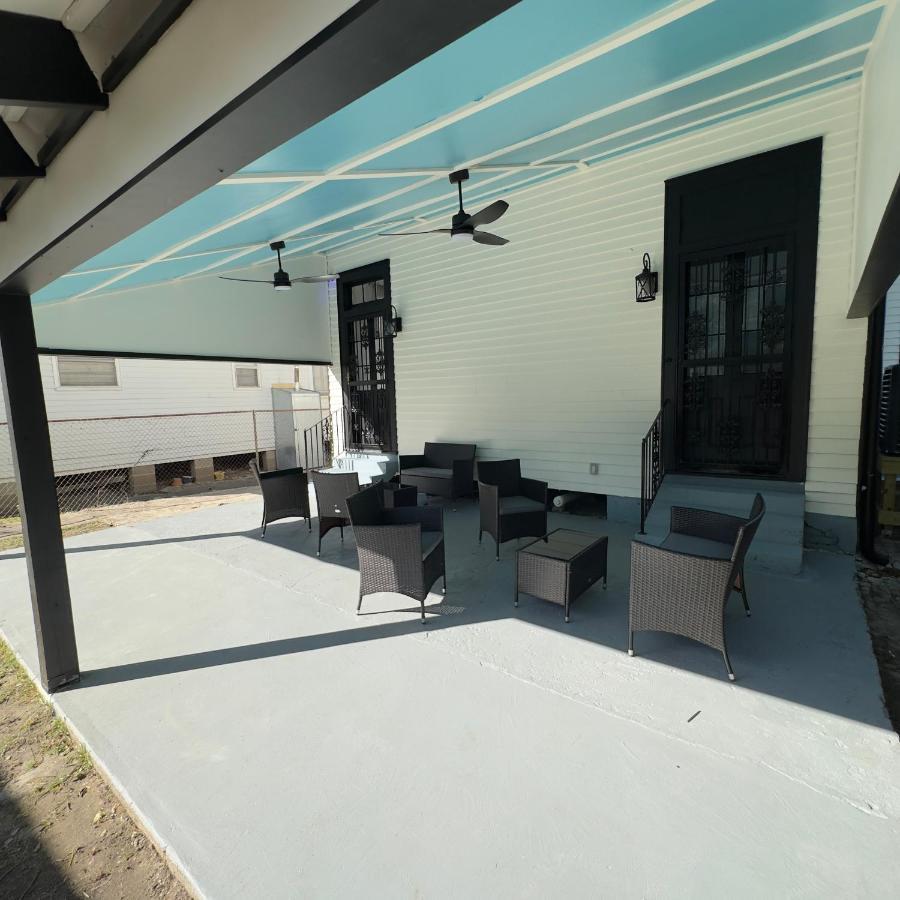 Endless Story Magazine Suite Walk French Quarter New Orleans Exteriör bild